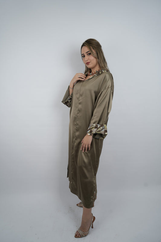 Djellaba Satin Chic – Élégance et Confort